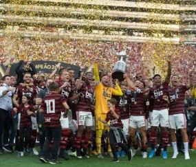  南美洲解放者杯小组赛冷门迭爆黑马球队突围成功