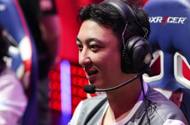  电竞新秀初露锋芒，关键局极限操作锁定胜局  