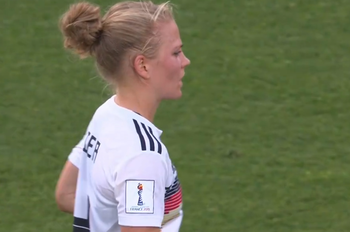  女足世界杯小组赛冷门频现