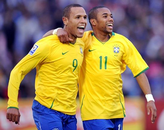  巴西巨星回归桑巴军团，美洲杯备战如火如荼