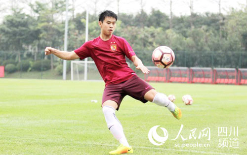 青训硕果终见成效，梯队新星涌现职业赛场
