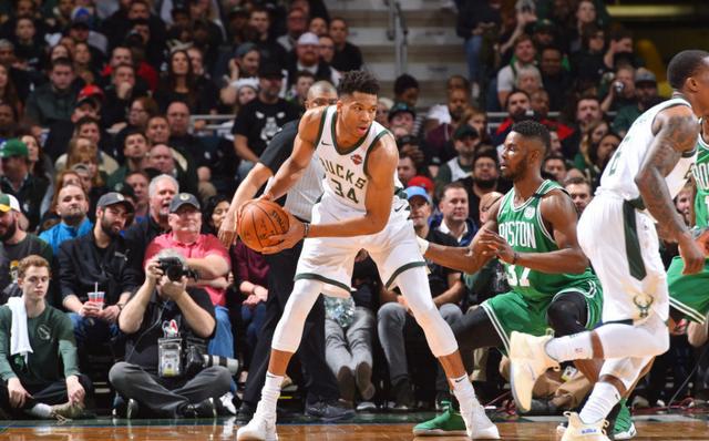  霍乐迪防守立功雄鹿险胜凯尔特人