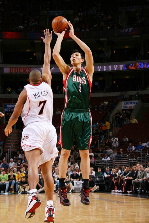  贾巴尔网前灵动，迈阿密公开赛挑落世界前三